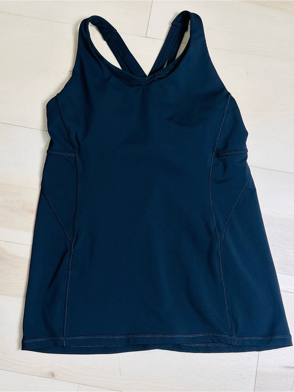 Lululemon Turbo Tank Top Sz 10 medium support Athletic double criss-cross straps